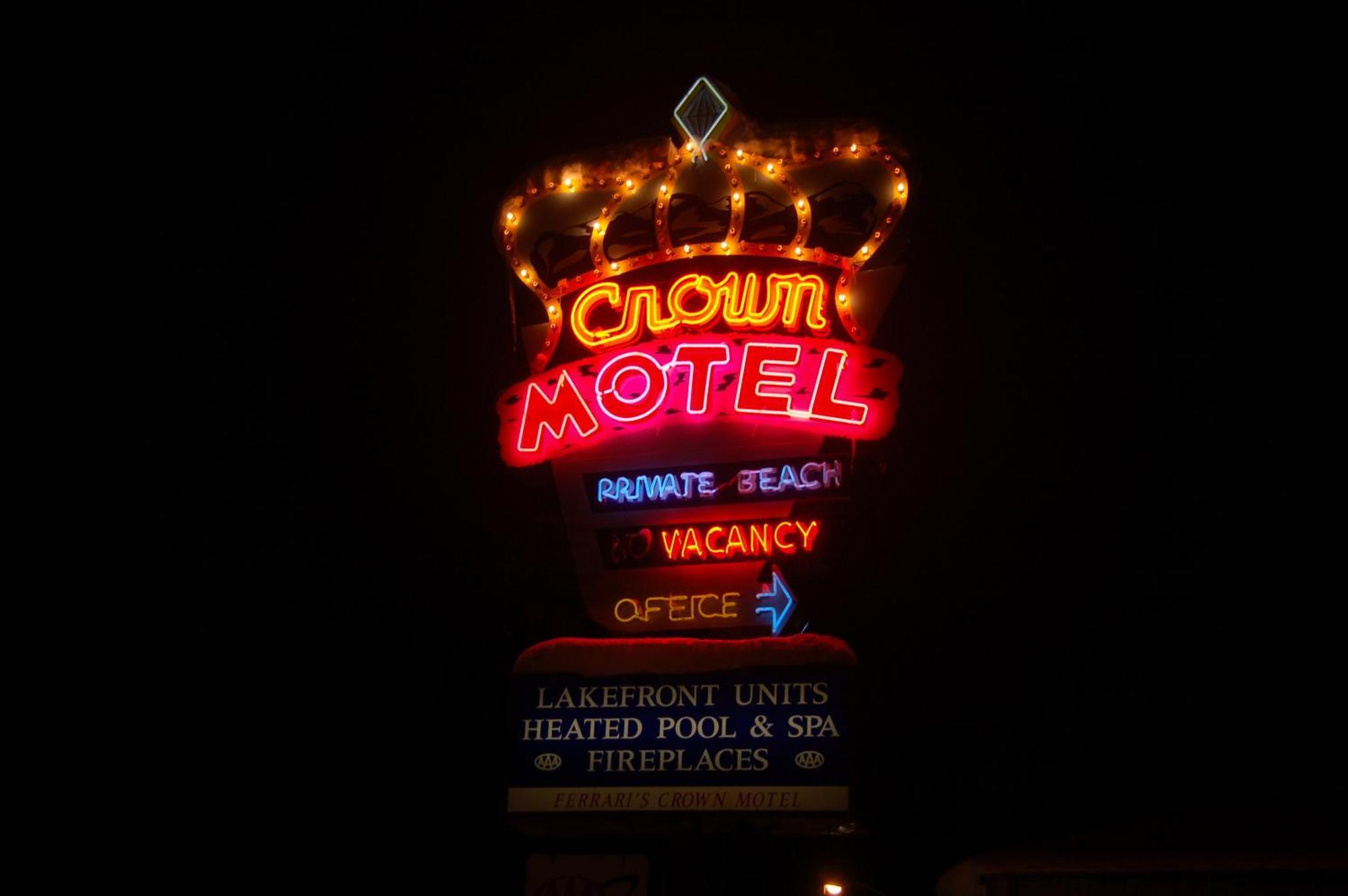 Crown Motel Кингс Бийч Екстериор снимка