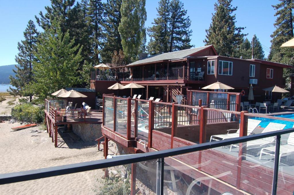 Crown Motel Кингс Бийч Екстериор снимка